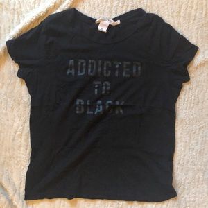 ‘ Addicted to black’ H&M tee